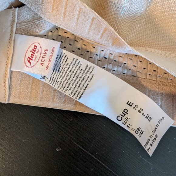 Nude ANITA Momentum Sportsbra (Size 32E) - Picture 5 of 6
